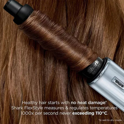 women using the shark flexstyle to curl her hair