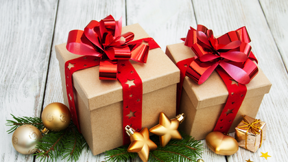 Ho-Ho-How to find the perfect haircare gift at Christmas