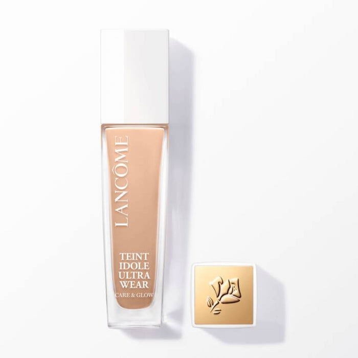 Lancôme Teint Idôle Ultra Wear Care and Glow Foundation