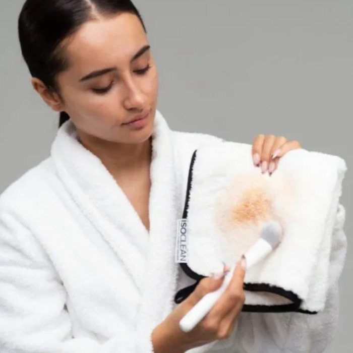 ISOCLEAN Large Microfibre Makeup Towel