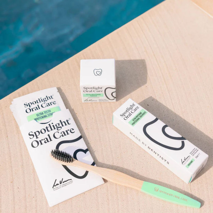 Spotlight  Ultra Whitening Travel Kit / Starter Kit