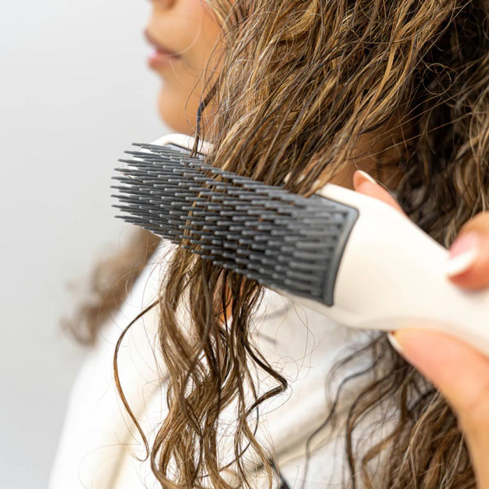 The Belle Brush The Treatment Brush