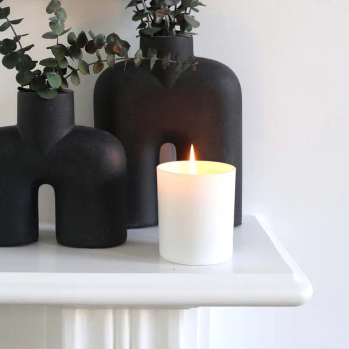 This Works Black Spice & Myrrh Candle 220g