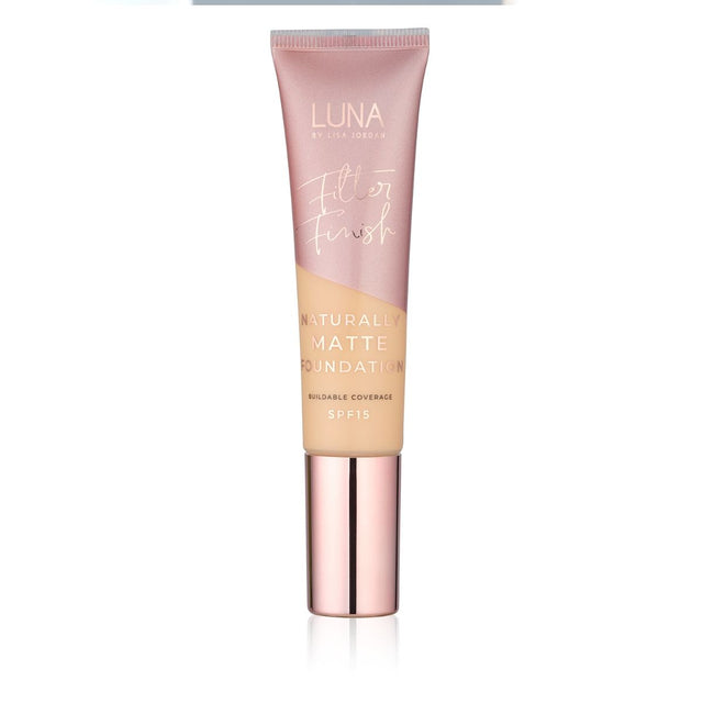 Luna by Lisa Filter Finish Naturally Matte Foundation SPF 15.